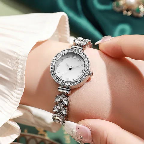 Luxury Mermaid Bracelet Watch For Women Elegant Leaf Shape Alloy Band Rhinestone Inlaid Quartz Wristwatch For Banquet Wedding Daily Fashion Jewelry Gift