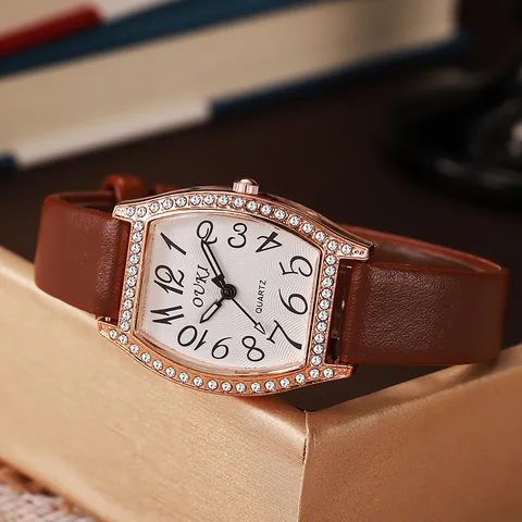 OUKI Luxe Tonneau Dames Quartz Horloge Strass Bezel Golf Wijzerplaat Mode PU Leren Band Roségouden Kast Polshorloge