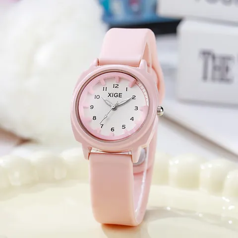 Μινιμαλιστικό Ρολόι Quartz για Άνδρες Γυναίκες Αδιάβροχο Λουράκι Σιλικόνης XIGE Brand Μόδα Ρετρό Ζευγάρι Φοιτητικό Ρολόι Χειρός