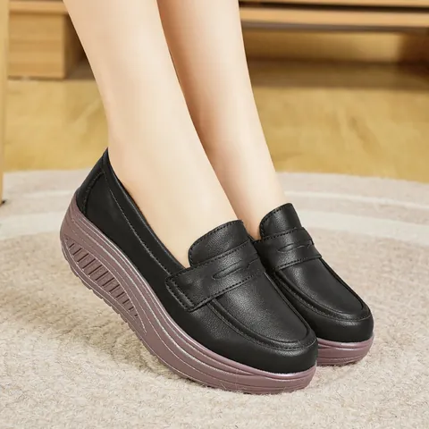 Women Top Layer Cowhide Leather Thick Sole Rocker Loafers Comfortable Non-Slip Platform Wedge Granny Shoes For Elderly Walking
