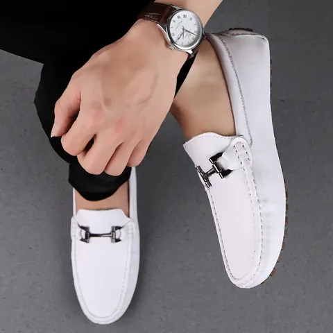 Men Genuine Cowhide Leather Loafers Classic Metal Horsebit Buckle Driving Shoes Breathable Slip-On Casual Shoes British Style
