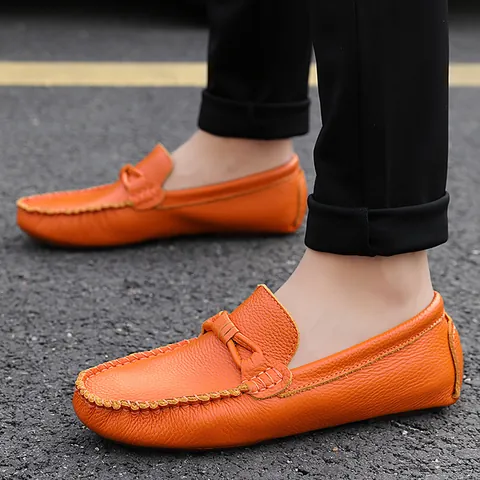Men's Casual Loafers Top Layer Cowhide Leather Driving Shoes Hand-Stitched Breathable Slip-On Moccasins Flat Fashion Footwear
