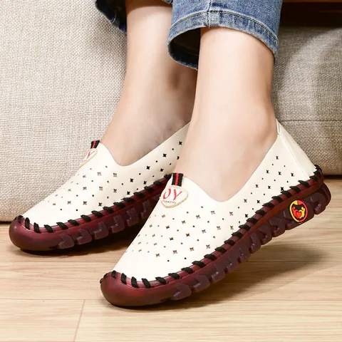 Women's Hollow Out Leather Loafers Soft Sole Slip On Flat Shoes Breathable Moccasins For Mom Casual Daily Walking Shoes