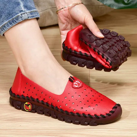 Women's Hollow Out Leather Loafers Soft Sole Slip On Flat Shoes Breathable Moccasins For Mom Casual Daily Walking Shoes