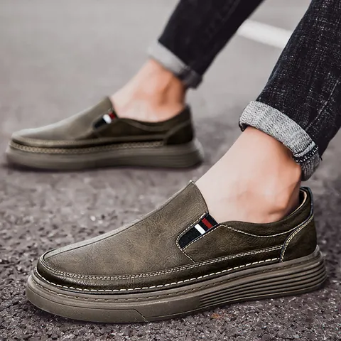 Men Casual Leather Loafers Slip On Board Shoes With Split Cowhide Upper Rubber Sole Breathable British Style Walking Shoes