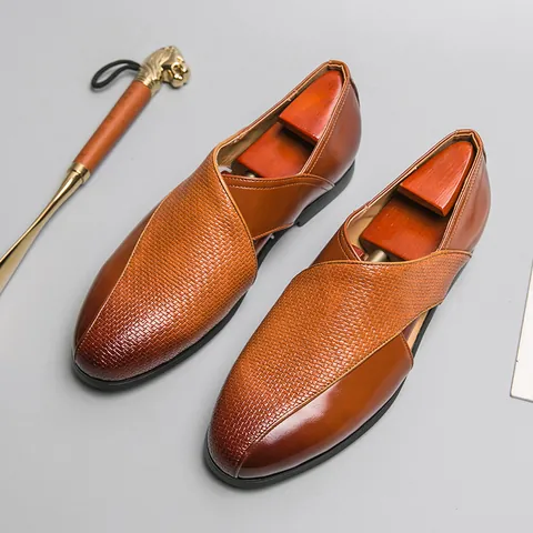 Men Hollow Out Leather Loafers Fashion British Style Breathable Slip On Sandals Woven Texture Casual Dress Shoes Plus Size