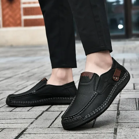 Men's Casual Slip-on Loafers Microfiber Leather Driving Shoes With Manual Stitching Rivet Decor Non-slip Rubber Sole Flats