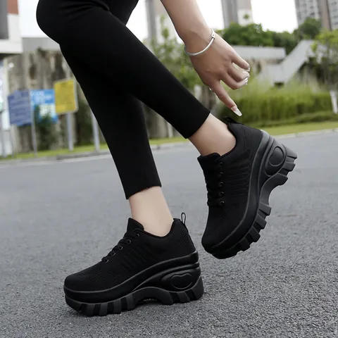 Women's Platform Sneakers Heart Design Breathable Fly-Knit Height Increasing Shoes Casual Fashion Thick Sole Walking Shoes
