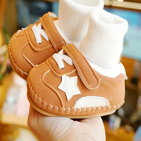Baby First Walker Shoes Soft Sole Fleece Lined Winter Warm Anti-Slip Sock Shoes With Star Pattern Velcro Closure For Infants