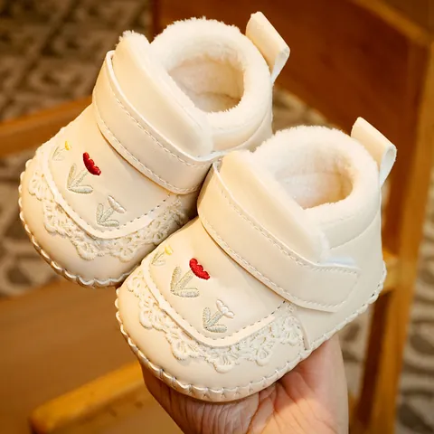 Infant Baby Girl Winter Shoes Thick Fleece Lined Warm First Walkers Soft Sole Floral Embroidery Lace Princess Prewalker Shoes