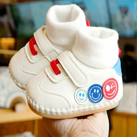 Chaussures de Pré-marche Bébé Semelle Souple Antidérapante Cuir Synthétique Tricoté Style Chaussette Patch Visage Souriant Sneakers Nourrisson
