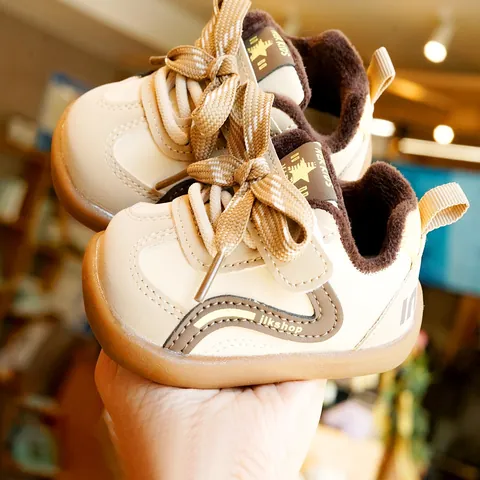 Winter Baby Walking Shoes Thick Faux Fur Lined Non-Slip Soft Sole Infant Toddler Warm Sneakers Magic Tape Casual Footwear