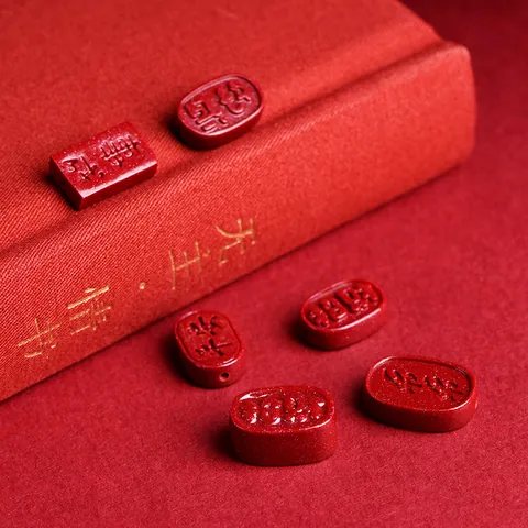 Ciondoli Portafortuna in Cinabro Rosso Intagliato Per Creazione Gioielli Fai-da-te Pendenti in Cinabro Sabbia Oro Viola Vintage Accessori Artigianali