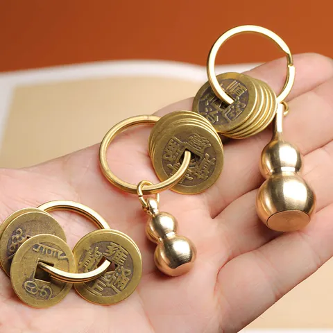 Brass Chinese Five Emperor Coins Gourd Keychain Vintage Ethnic Fortune Lucky Wu Lou Pendant Key Ring Feng Shui Charms