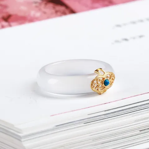 Anello in Agata Calcedonio Bianco Naturale Vintage Con Motivo Ruyi in Argento Placcato Oro Intarsiato Turchese Gioielli Stile Cinese Donna