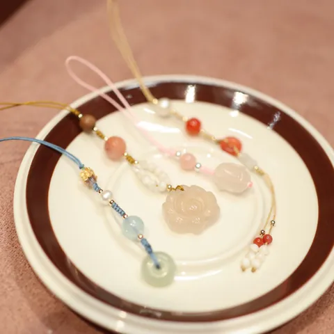 Handmade Natural Agate Chalcedony Phone Charm Lotus Rabbit Bead Keychain Vintage Chinese Style Bag Pendant For Women