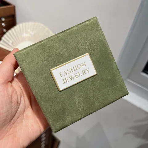 Matcha Green Microfiber Velvet Jewelry Box Square Lid And Base Gift Packaging Box For Necklace Bracelet Earring Rings Storage
