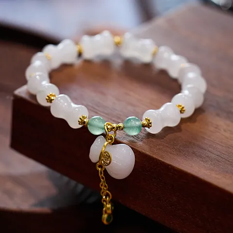 Chinese Vintage Gold Silk Jade Tianshan Green Bamboo Beaded Bracelet For Women Alloy Lucky Gourd Money Bag Pendant Bracelet Jewelry Gift
