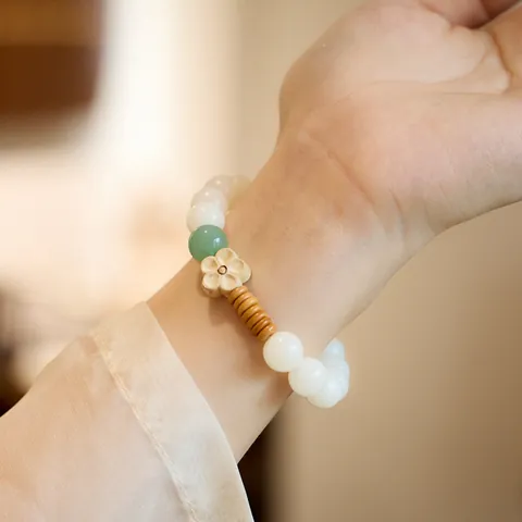 Natural White Jade Bodhi Green Aventurine Beaded Bracelet Handmade Wood Plum Blossom Flower Charm Meditation Jewelry Women