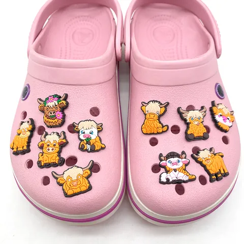 Cartoon Highland Cow Shoe Charms For Clogs PVC Soft Rubber Decorative Shoe Buckles Accessories For Garden Shoes