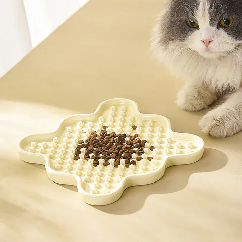 Ceramic Pet Slow Feeder Bowl For Cats And Small Dogs Star Shape Anti-Choking Licking Mat Microwave Dishwasher Safe Feeding Dish