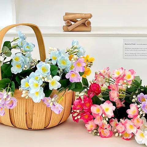 Ramo di Fiori di Gelsomino Artificiale Realistico in Tessuto di Seta Bouquet Simulazione per Casa Matrimonio Soggiorno Decorazione Oggetti di Scena Fotografici Ramo Singolo