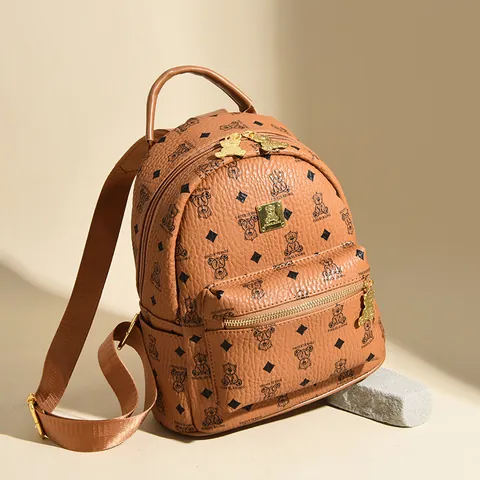 Mode Damen Bären Druck Rucksack PU Leder Schultasche Für Mädchen Große Kleine Größe Wasserdicht Reisen Rucksack Mit Gold Bär Anhänger