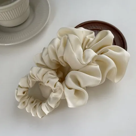 Elegante Koreaanse Satijnen Scrunchies Effen Kleur Zijde Textuur Geplooide Haarelastiekjes Groot Middel Klein Maat Voor Dames Meisjes