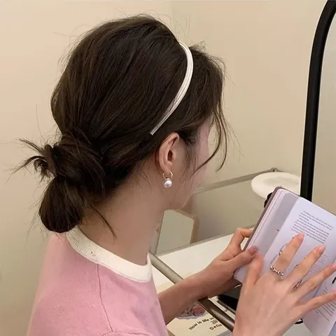 Eleganter PU Leder Dünner Knoten Haarreif Für Damen Koreanischer Stil Einfacher Temperament Haarschmuck Mode Täglich