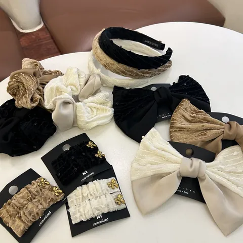 Koreaanse Stijl Satijn Fluweel Patchwork Strik Haarspeld Grote Scrunchie Hoofdband Set Voor Vrouwen Elegant Zwart Crème Haaraccessoires