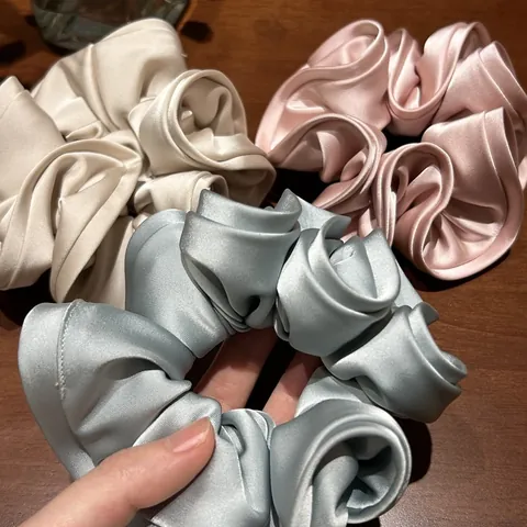 French Style Oversized Satin Scrunchie Morandi Color Ruffle Flower Hair Ties High Elastic Hair Band Women Fashion Hair Accessories
