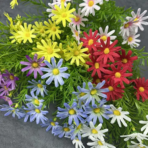 Künstlicher Seiden Gänseblümchen Strauß Mehrköpfige Falsche Kamillenblüten Für Hausdekor Hochzeit Outdoor Pastoral Blumengesteck