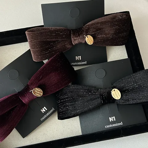 Barrette à Cheveux Nœud en Velours Vintage Français pour Femmes Élégant Ruban en Fil Métallique avec Étiquette en Métal Doré Accessoires de Cheveux