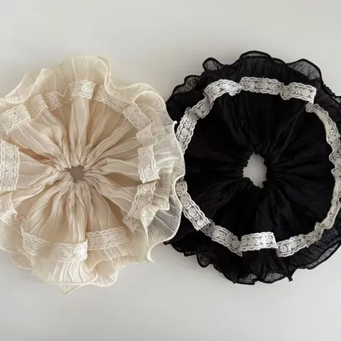 Vintage Großer Plissierter Chiffon Scrunchie Mit Weißer Spitzenkante Elastisches Haarband Pferdeschwanzhalter Damen Haarschmuck