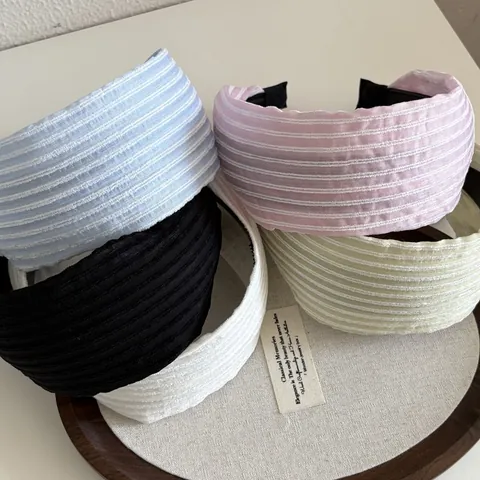 Korean Style Wide Knotted Ribbed Fabric Headband With Embroidered Patch Lace Edge Solid Color Hair Band For Women
