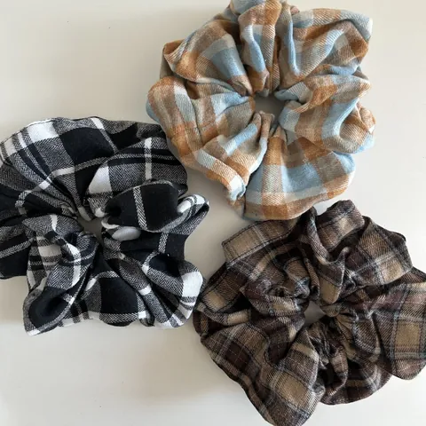 Oversized Plaid Scrunchie Vintage Korean Fabric Hair Tie Large Checkered Ponytail Holder Decorative Hair Accessory Women