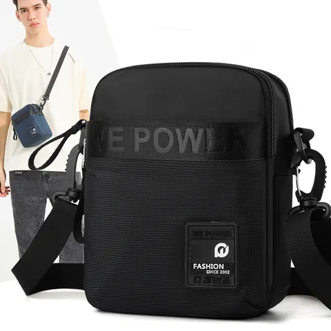 Borsa a Tracolla Casual da Uomo in Nylon Impermeabile con Tracolla Regolabile WE POWER Stampa Lettere Multistrato Viaggio Sport Borsa a Spalla