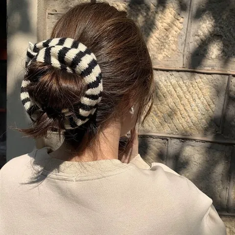 Coletero Oversize de Punto a Rayas para Mujer Cinta para el Pelo Elástica de Tela Suave Estilo Coreano Minimalista Accesorios para el Cabello