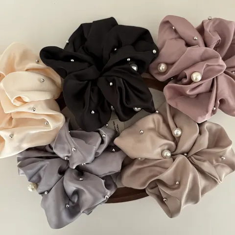 Elegant Oversized Satin Hair Scrunchie With Faux Artificial Pearls And Silver Studs Korean Style Ponytail Holder Hair Ties Women