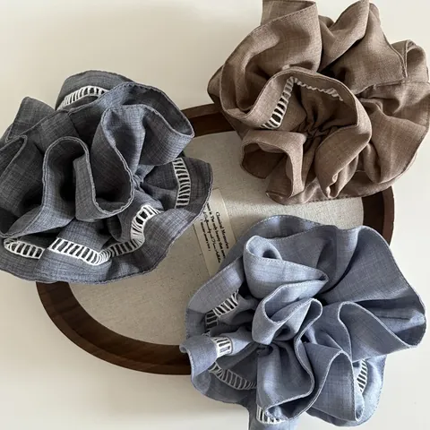 Elegant Korean Style Lace Trim Cotton Linen Scrunchie Hollow Design Large Ruffle Ponytail Holder Hair Tie For Women