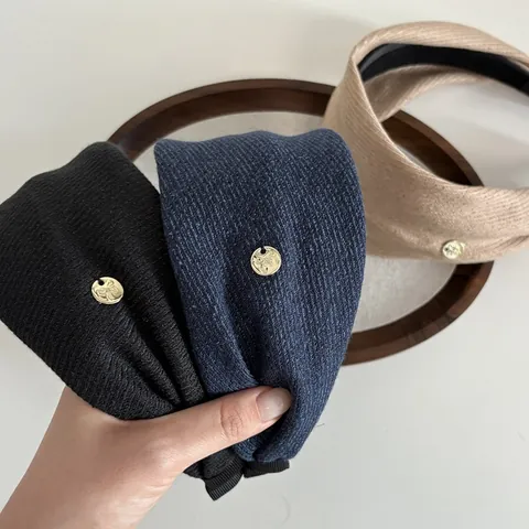 Women Vintage Wide Knitted Ribbed Headband Retro Solid Color Fabric Hair Band With Gold Metal Bow Charm Hair Accessories