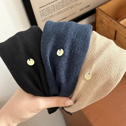 Women Vintage Wide Knitted Ribbed Headband Retro Solid Color Fabric Hair Band With Gold Metal Bow Charm Hair Accessories