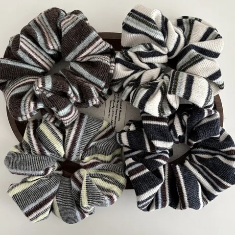 Vintage Knitted Contrast Stripe Hair Scrunchie Soft Woolen Ponytail Holder Elegant Elastic Hair Tie For Women Accessories