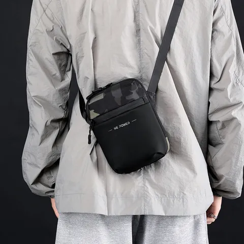 Borsa a Tracolla da Uomo in Nylon Impermeabile Minimalista Business Casual Borsa a Spalla da Uomo Piccola Messenger per Viaggi