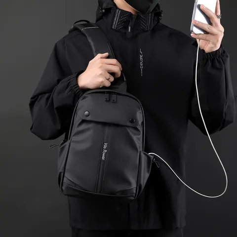 Herren Casual Nylon Sling Brusttasche Wasserabweisende Umhängetasche Mit USB-Ladeanschluss Große Kapazität Für Reise Alltag