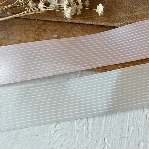 Nastro in Poliestere a Righe ad Alta Lucentezza Per Confezioni Regalo Lavori Manuali Fai da Te Decorazione Abiti Bambole Accessori a Fettuccia
