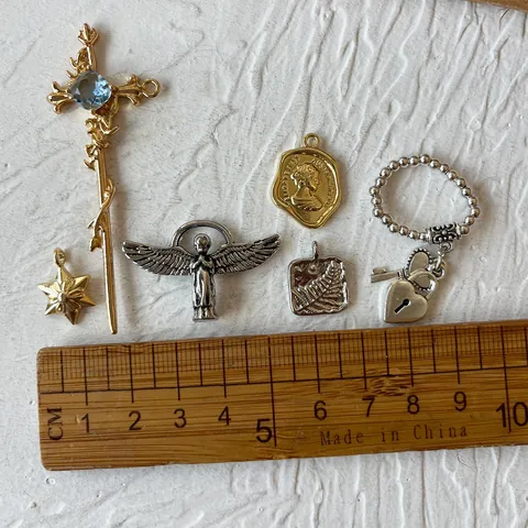Vintage Alloy Metal Charms Pendants For DIY Jewelry Making Gold Silver Angel Heart Lock Star Coin Sword Cross Accessories