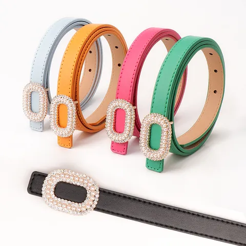 Cintura da Donna Sottile in Pelle PU Elegante Con Fibbia Ovale con Perle e Strass Cinturino Decorativo per Vestiti Jeans