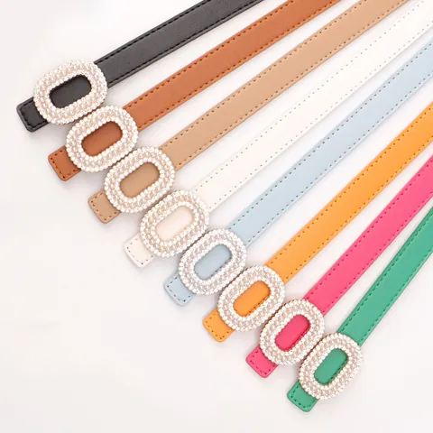 Cintura da Donna Sottile in Pelle PU Elegante Con Fibbia Ovale con Perle e Strass Cinturino Decorativo per Vestiti Jeans