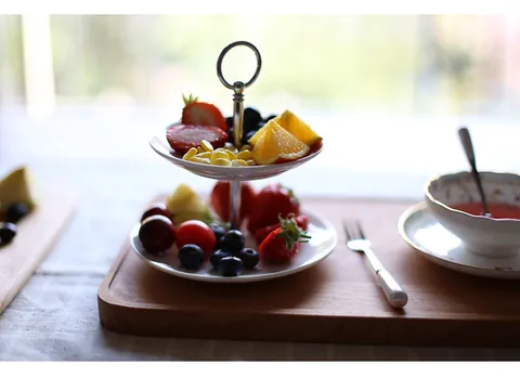 Tiered Ceramic Dessert Stand White Round Cake Plate With Stainless Steel Handle For Afternoon Tea Serving Tray Home Decor